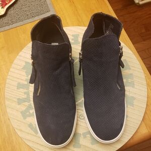 Steve Madden LEATHER "MADDEN GIRL PENN" NAVY BLUE SZ 9 M.  PREOWNED GENTLY WORN